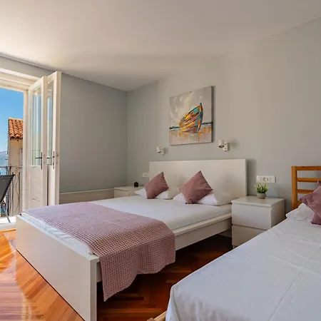 Dado Apartmán