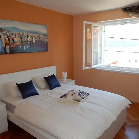 Dado Apartmán