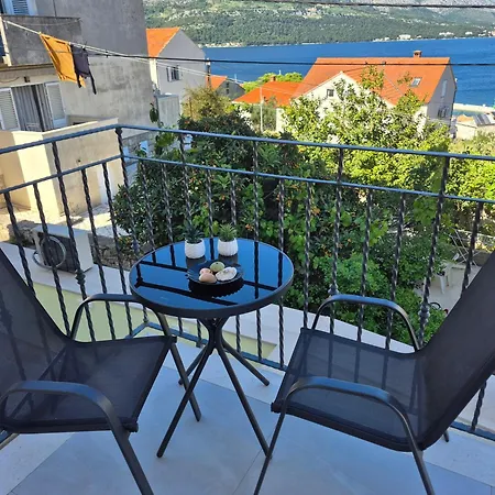 Dado Apartment